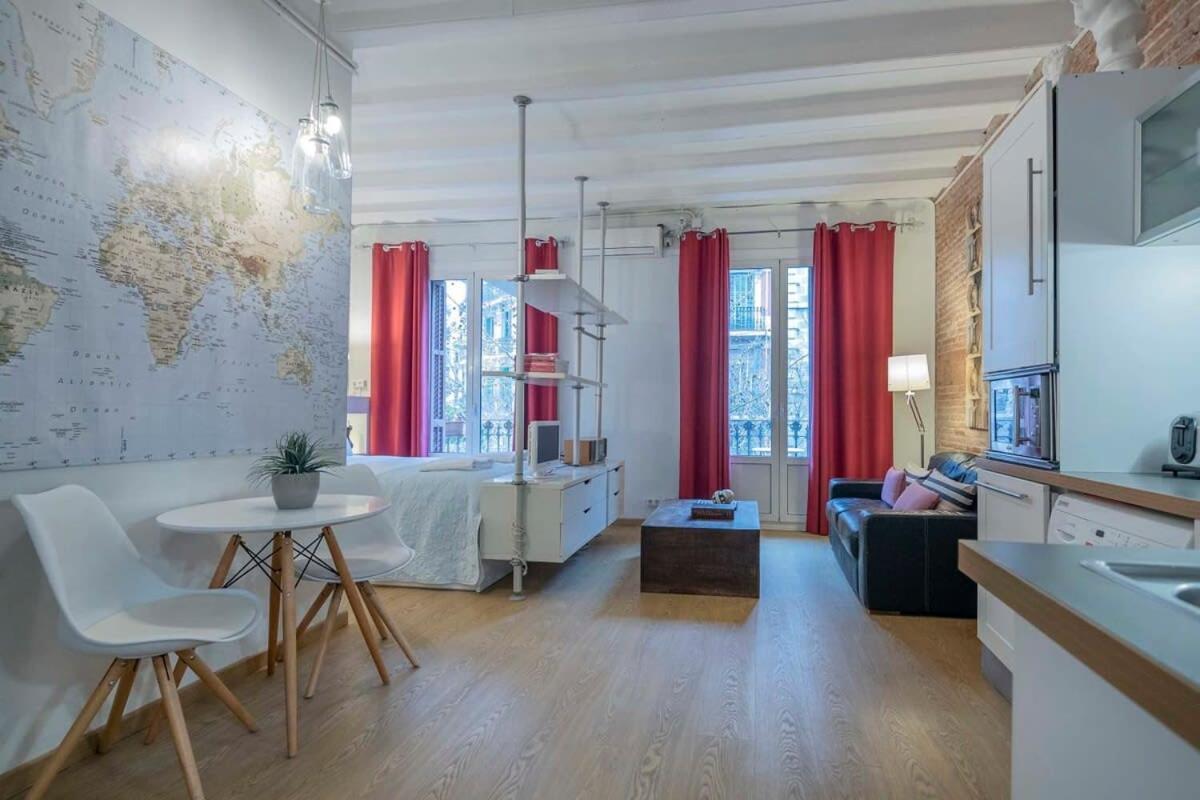 Exclusive 2 Bedroom Apartment In The City Center Барселона Экстерьер фото