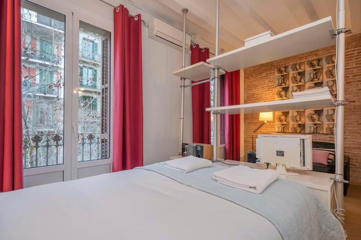 Exclusive 2 Bedroom Apartment In The City Center Барселона Экстерьер фото